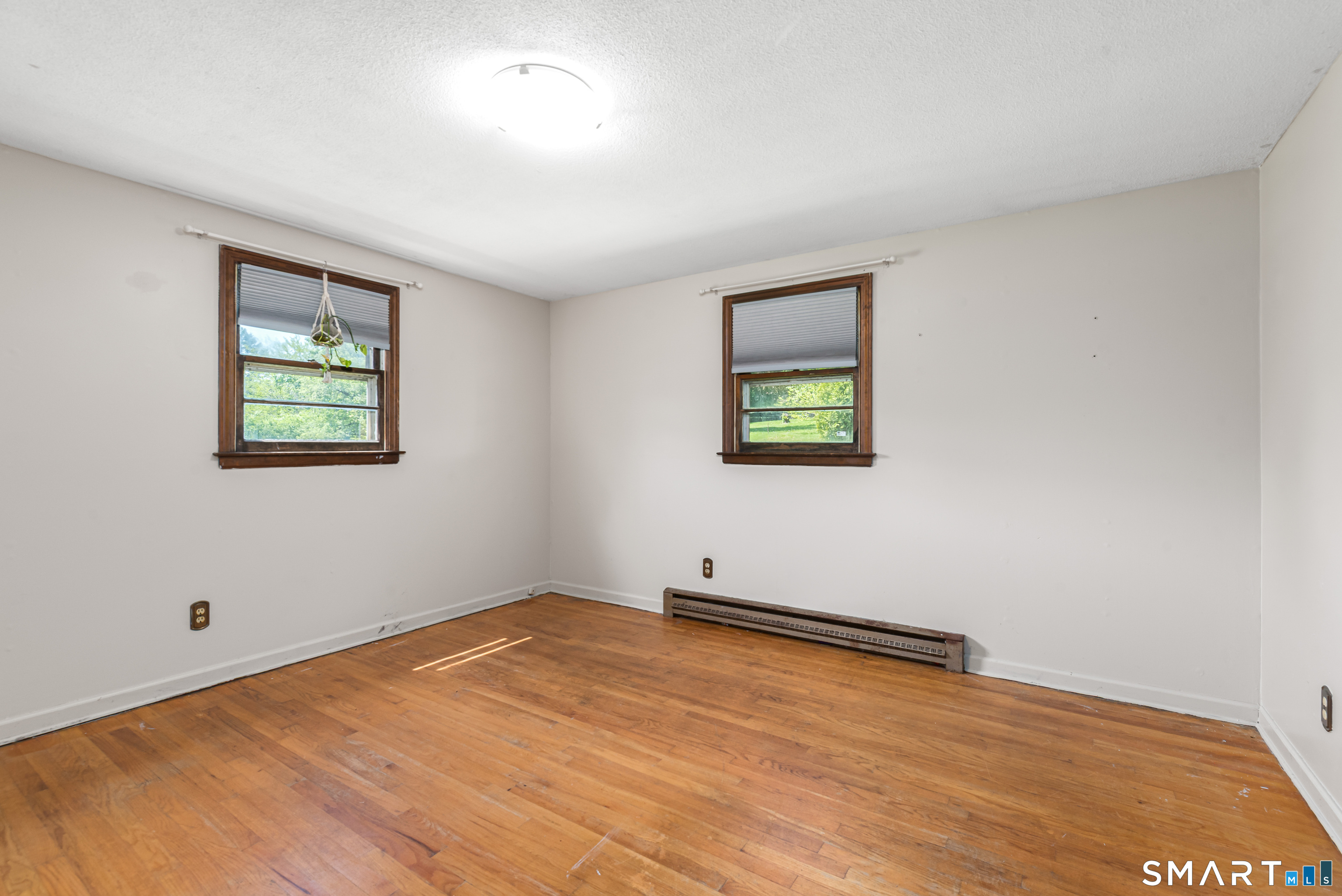 196 Humiston Circle Thomaston, CT 06787 - Photo 20 of 40