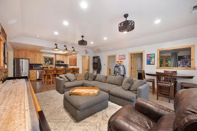 $3,195,000 | 9475 King Road, Loomis, CA 95650