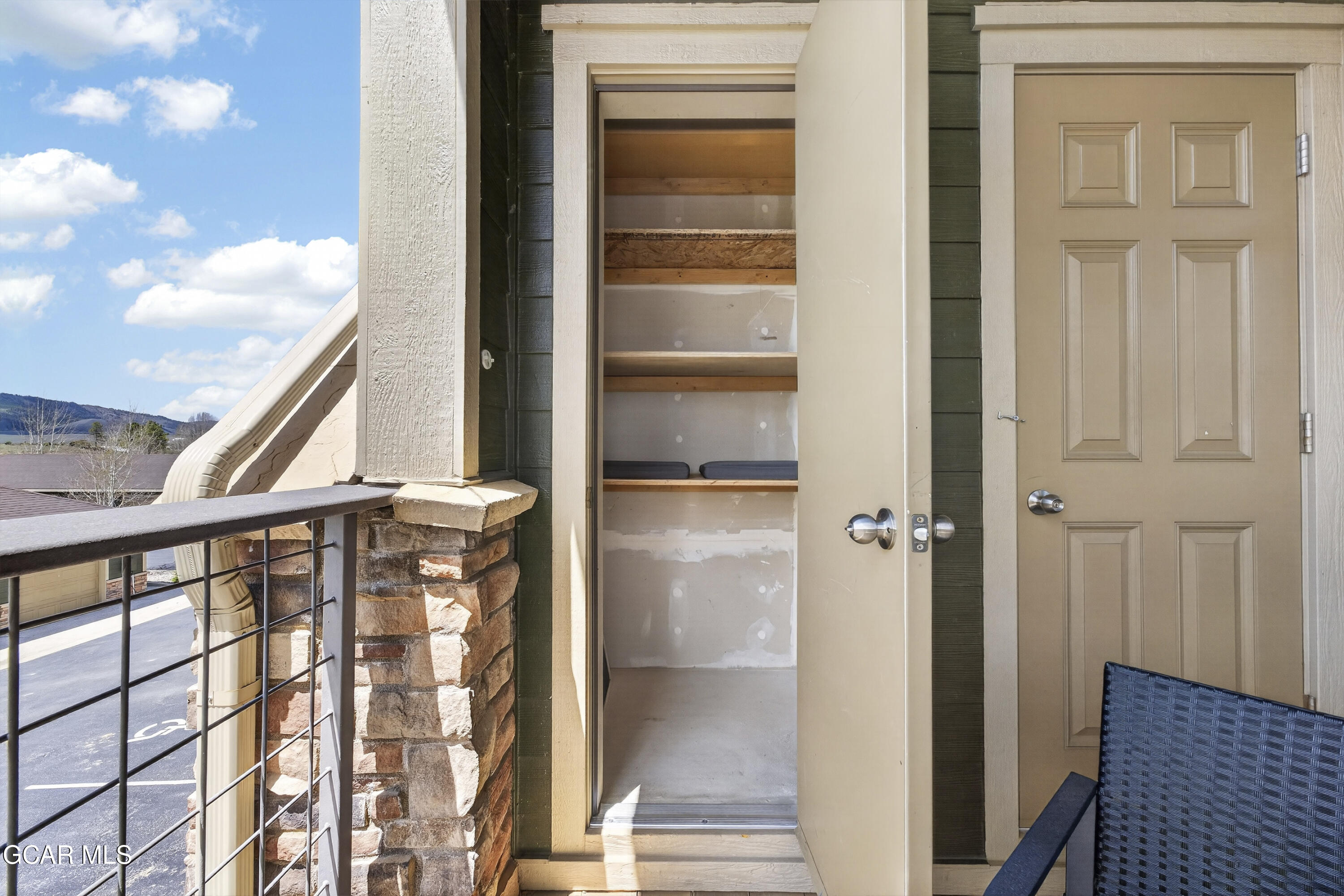 160 Village Road, Unit F207 Granby, CO 80446 - Photo 19 of 28 a view of an entryway