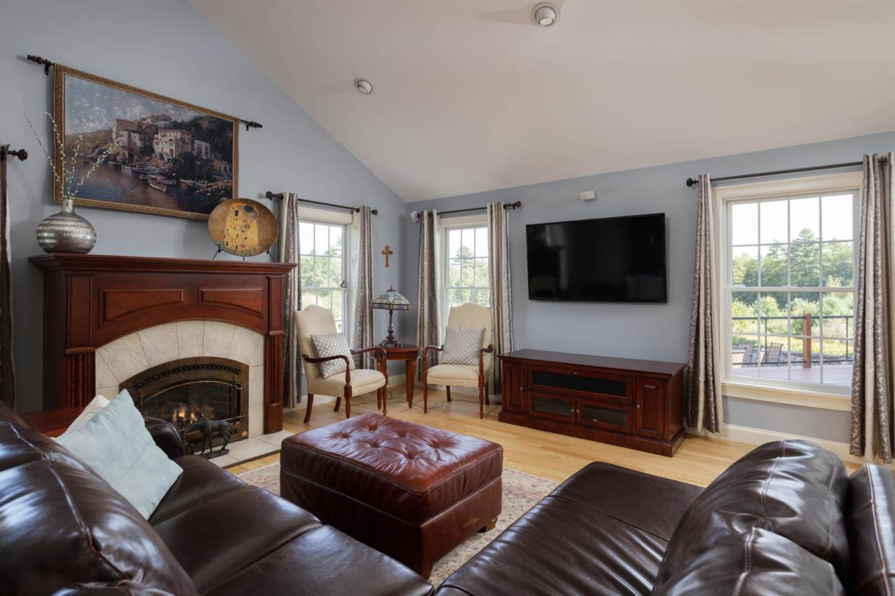 83 Beech Hill Road Exeter, NH 03833 - Photo 16 of 39