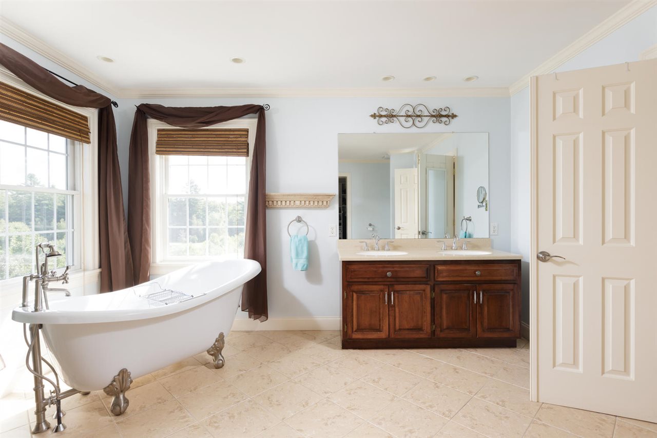 83 Beech Hill Road Exeter, NH 03833 - Photo 27 of 39