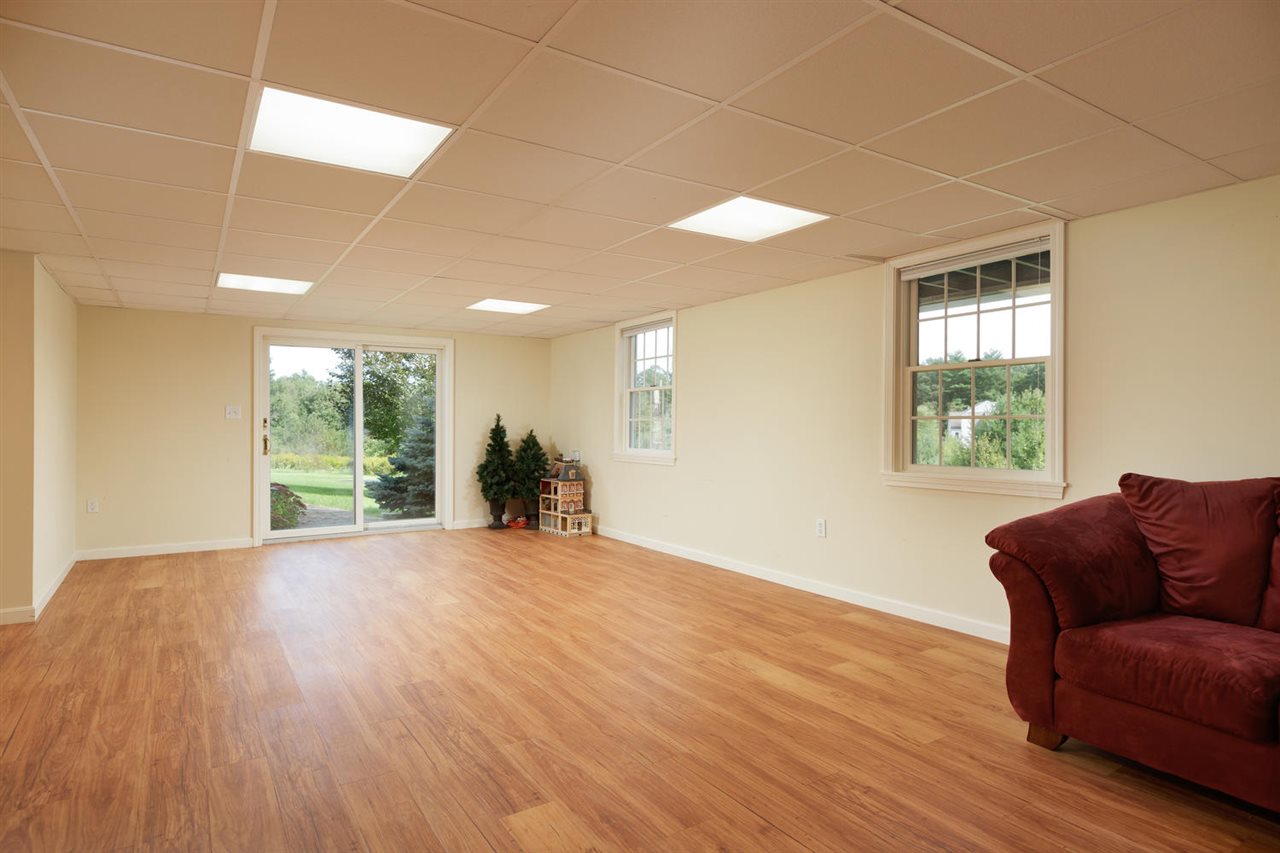 83 Beech Hill Road Exeter, NH 03833 - Photo 37 of 39