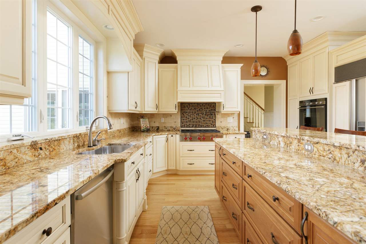 83 Beech Hill Road Exeter, NH 03833 - Photo 7 of 39