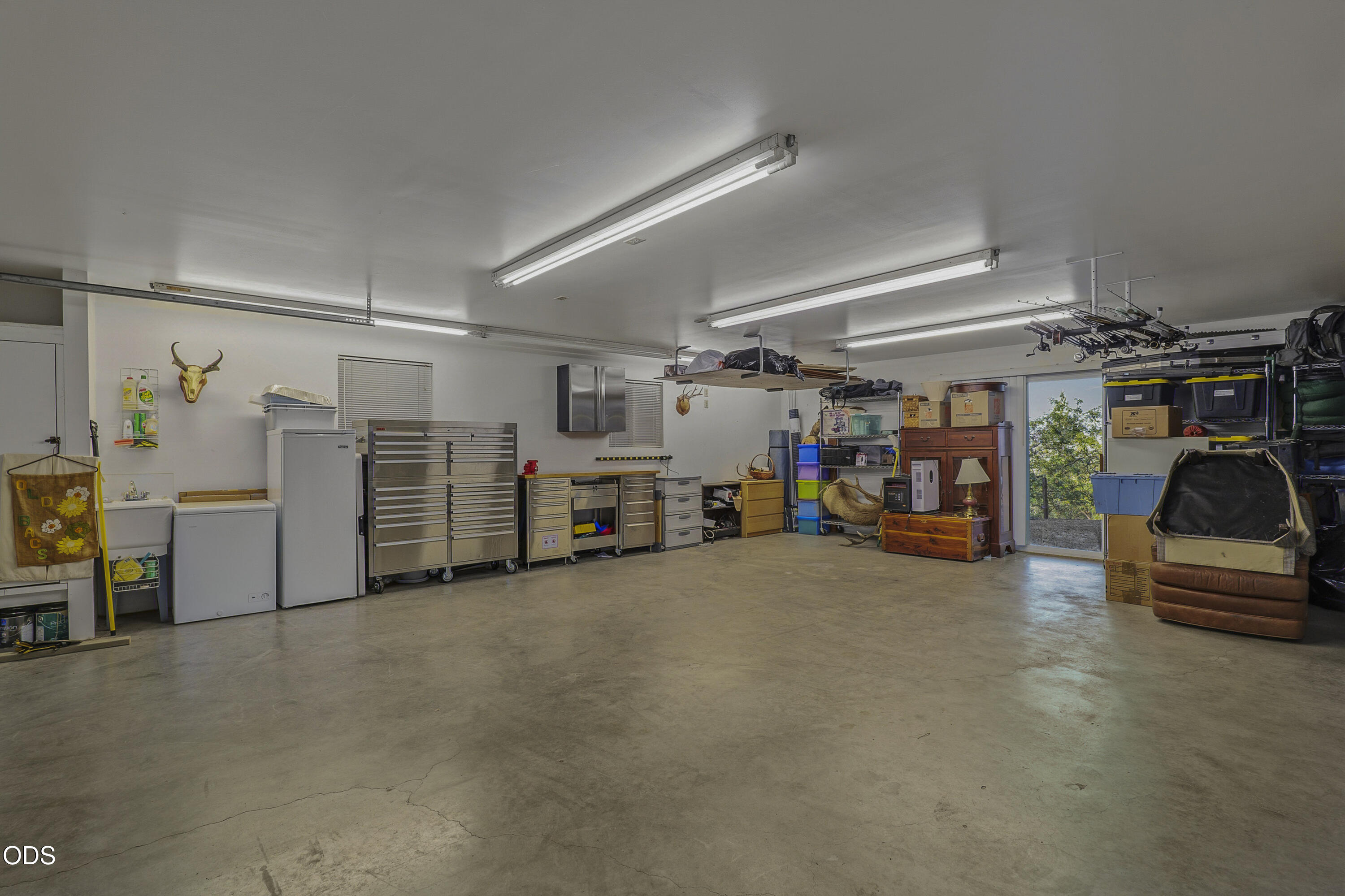 2564 Old Military Road Central Point, OR 97502 - Photo 49 of 58