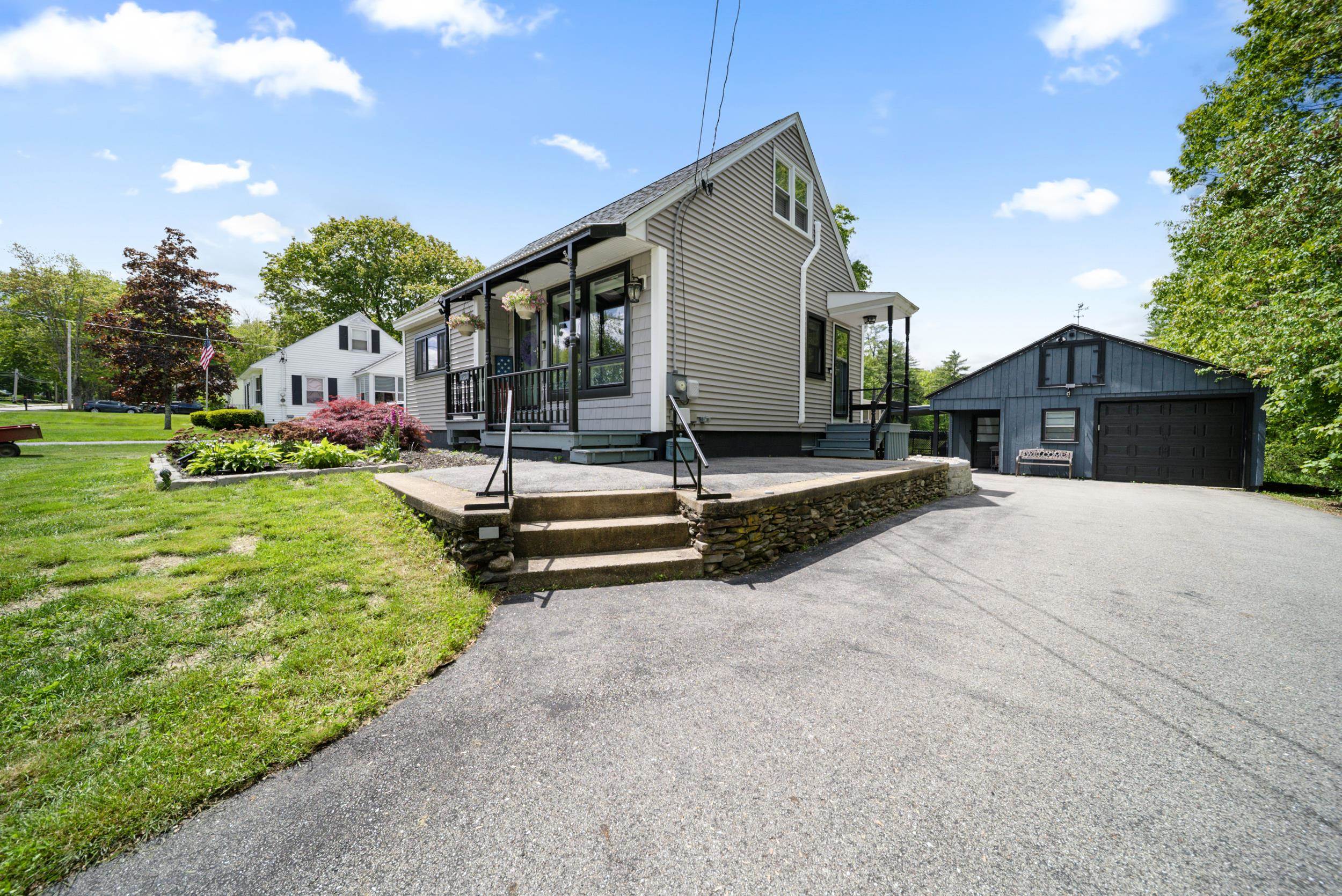 740 Portland Street Rochester, NH 03868 - Photo 4 of 43