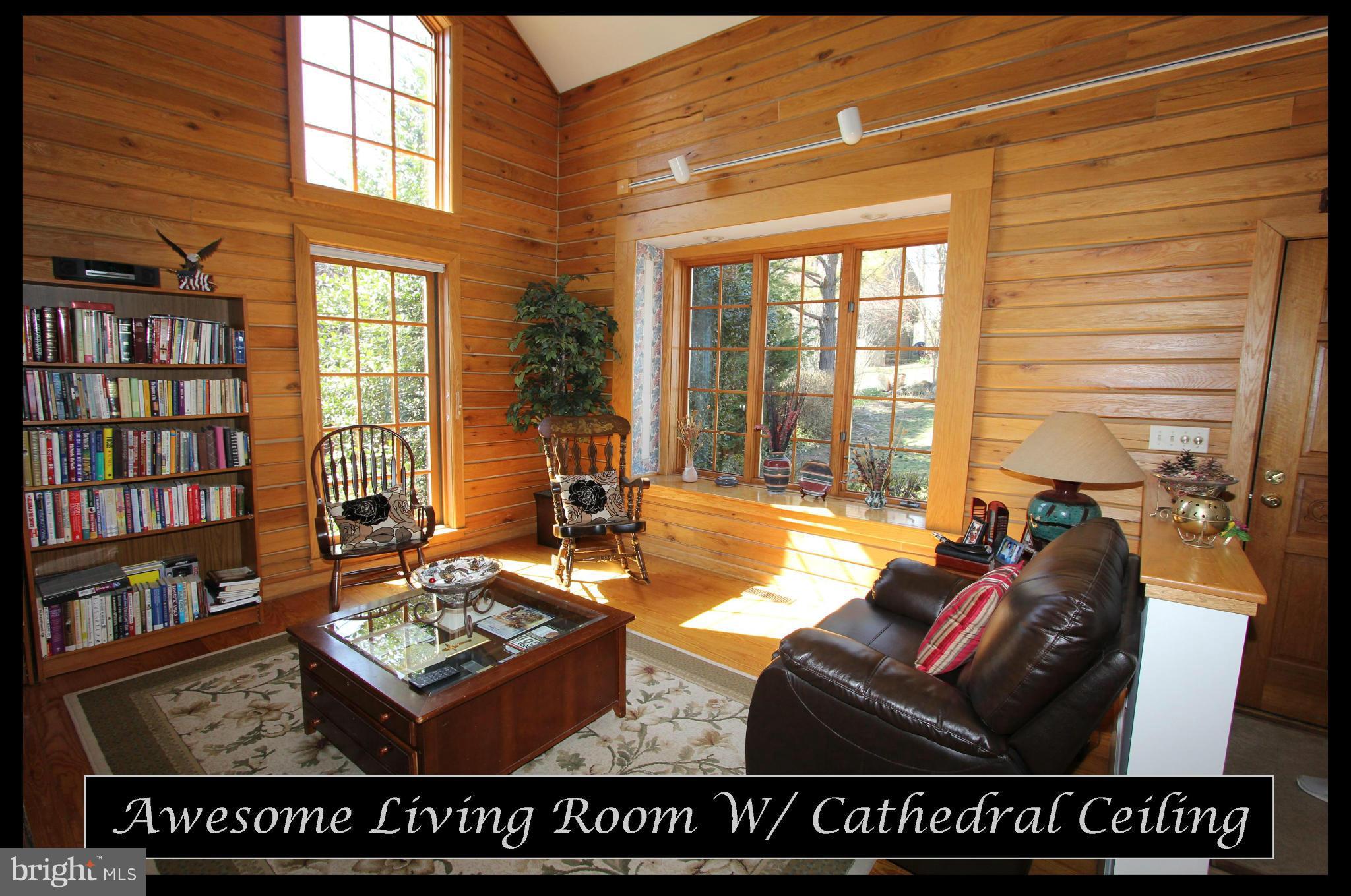 7170 Masters Road New Market, MD 21774 - Photo 4 of 29 Living Room
