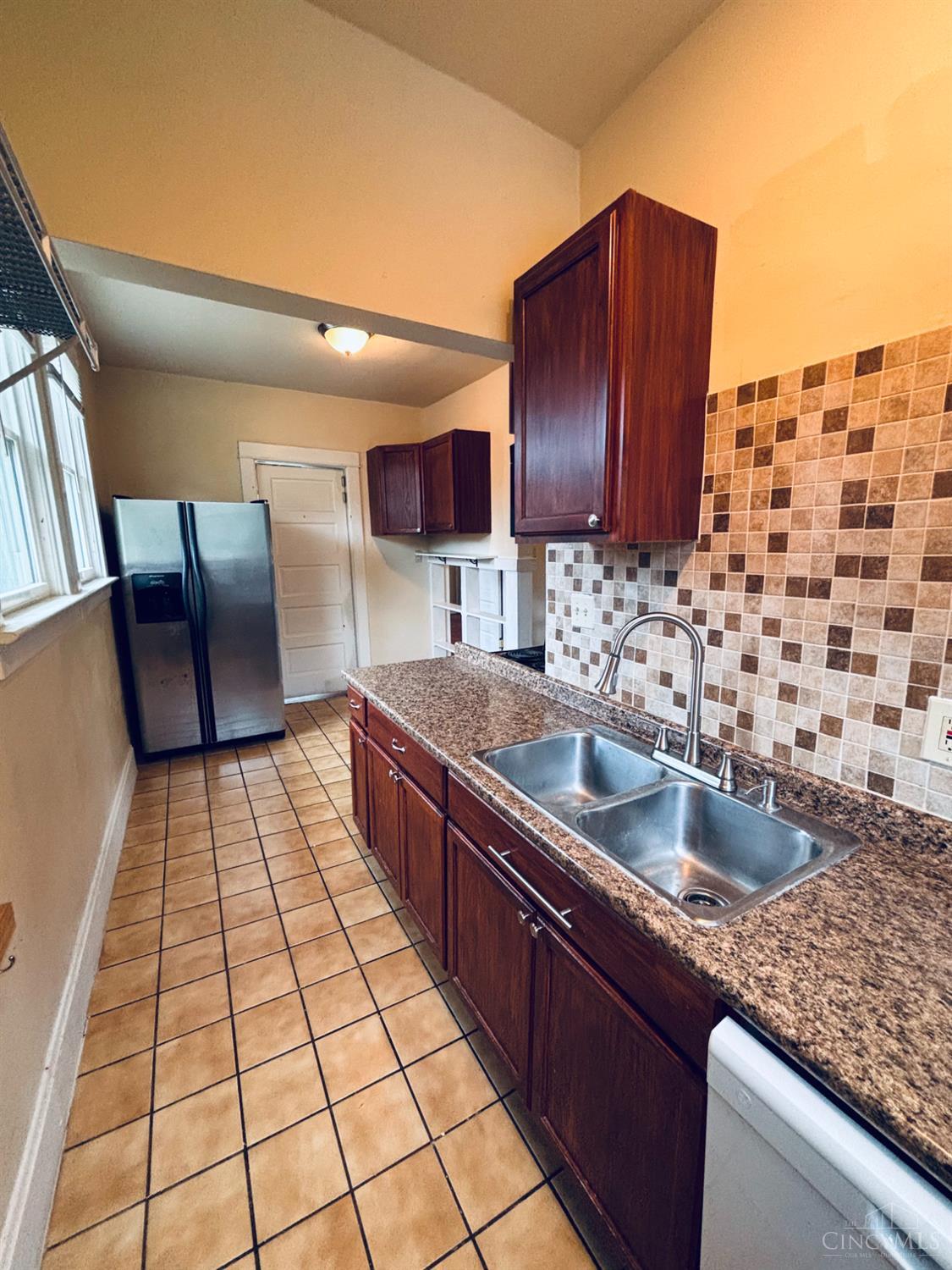 1831 West North Bend Road Cincinnati, OH 45224 - Photo 10 of 55
