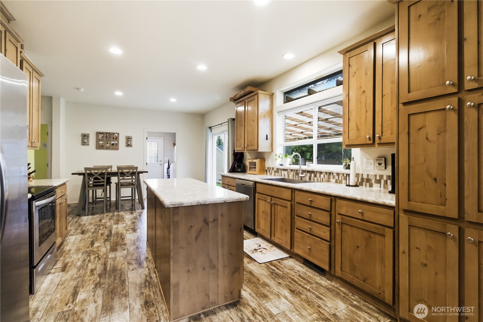 18342 Kohse Lane Southwest Rochester, WA 98579 - Photo 14 of 36