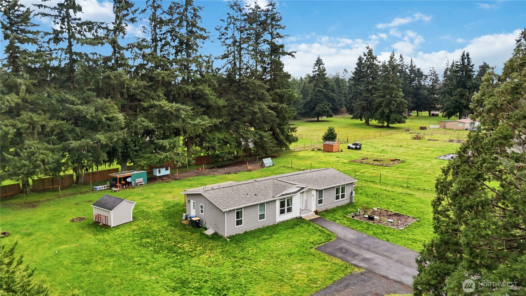 18342 Kohse Lane Southwest Rochester, WA 98579 - Photo 7 of 36