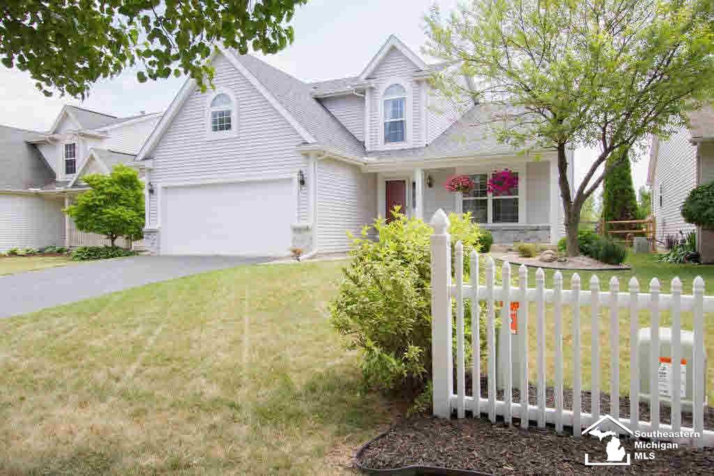 917 Hunting Creek Road, Unit CREEKS Temperance, MI 48182 - Photo 2 of 42 Gallery Image 2