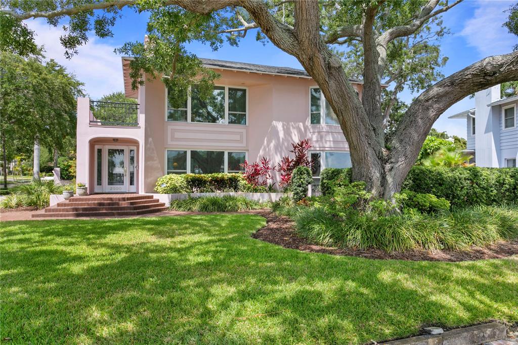 2500 Coffee Pot Boulevard Northeast St. Petersburg, FL 33704 - Photo 1 of 80