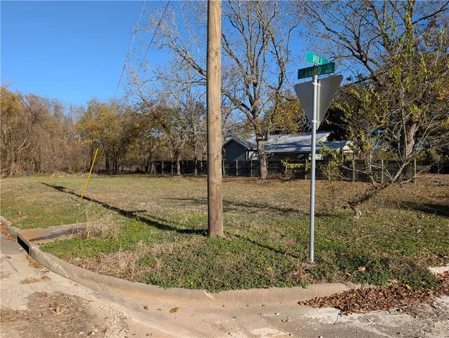 $50,000 | 812 West Hill Street, Navasota, TX 77868