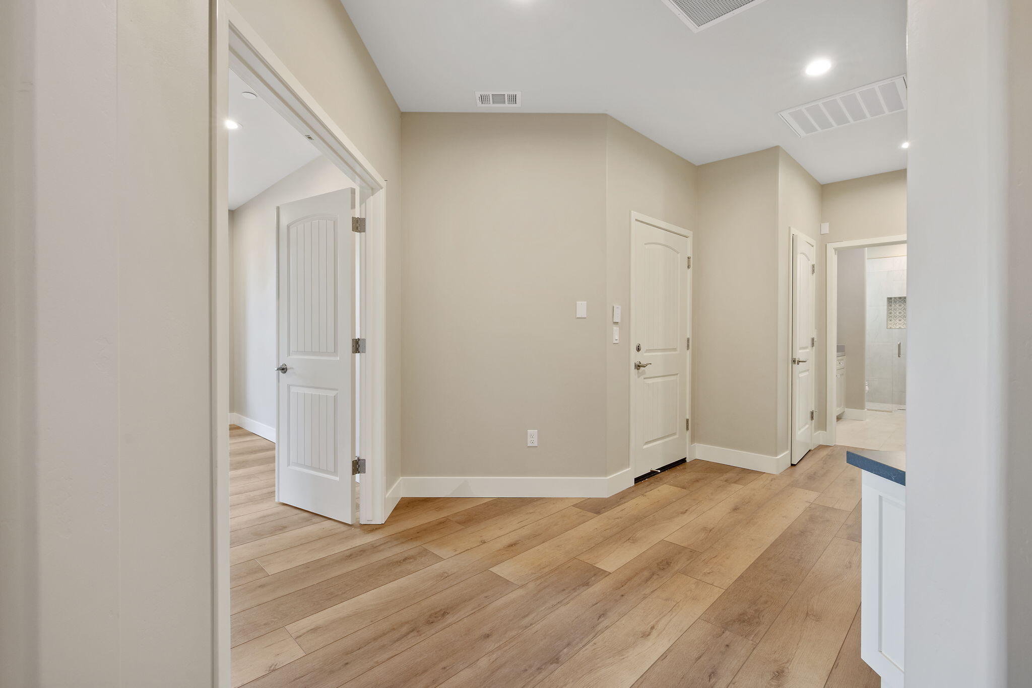 546 Little Lane Exeter, CA 93221 - Photo 27 of 41 27-web-or-mls-713A2435