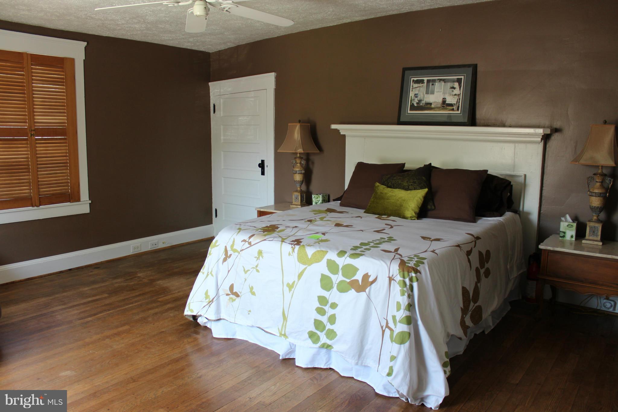 213 White Post Road White Post, VA 22663 - Photo 16 of 30 Bedroom (Master)