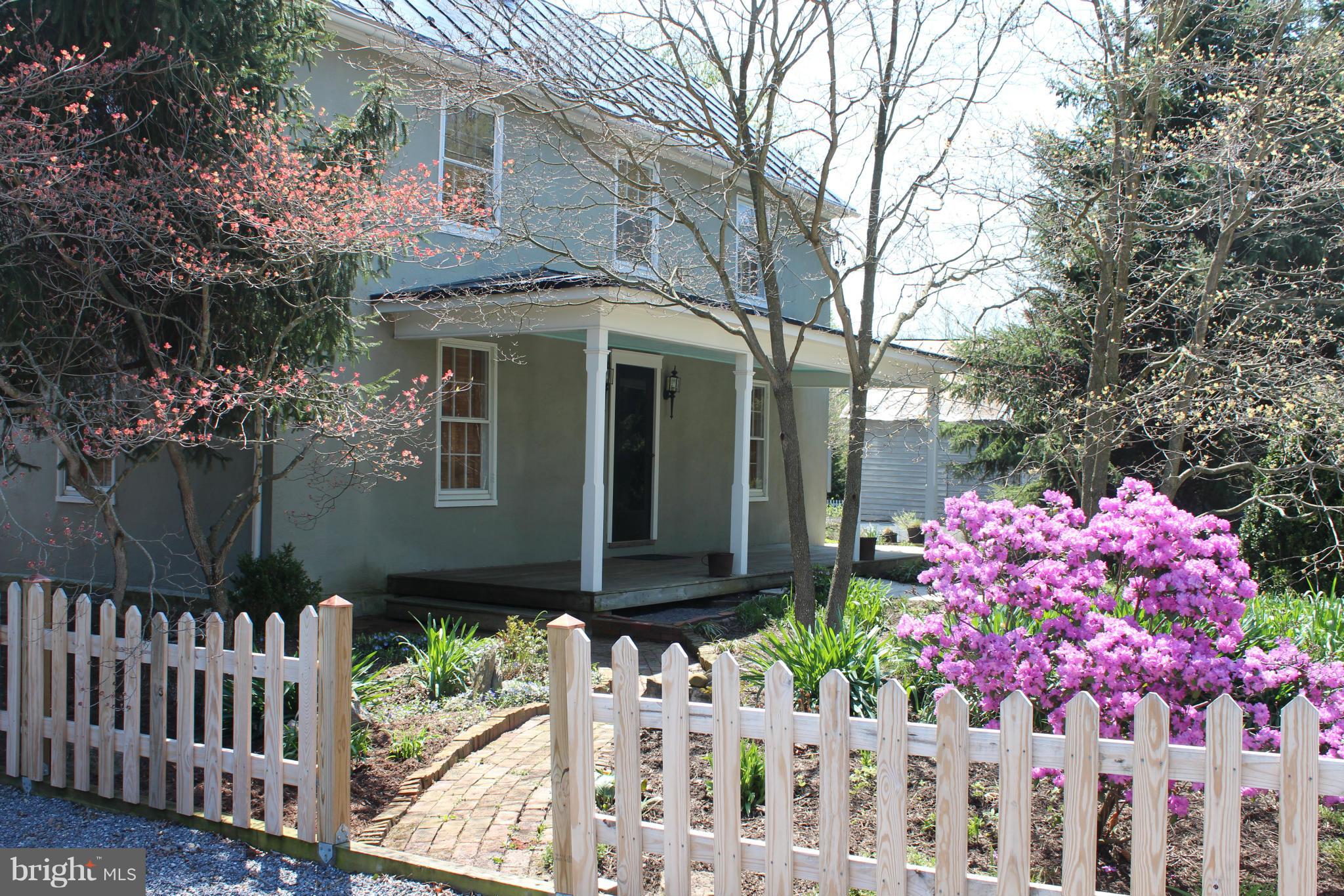 213 White Post Road White Post, VA 22663 - Photo 3 of 30 Exterior (Front)