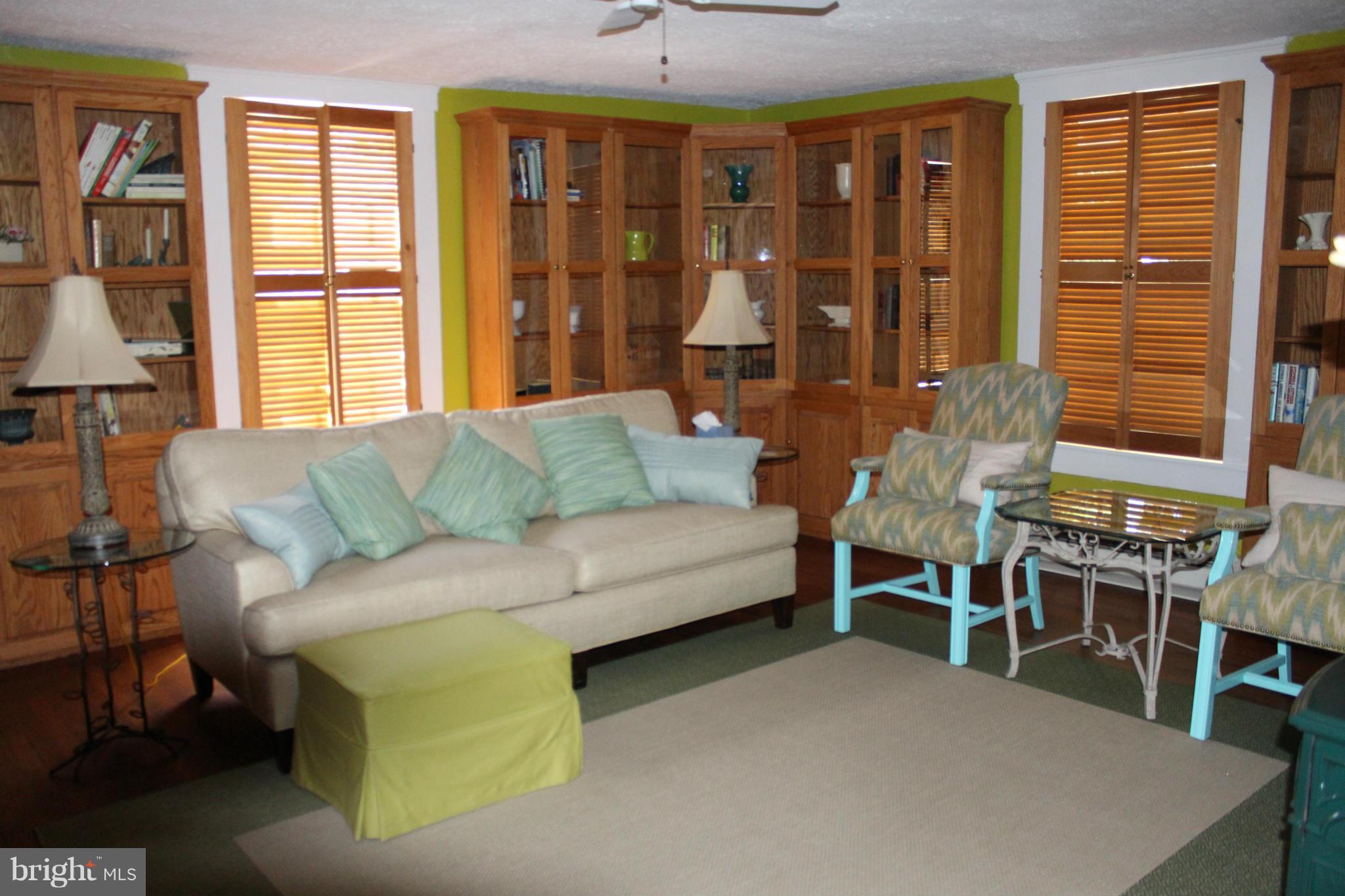 213 White Post Road White Post, VA 22663 - Photo 5 of 30 Living Room