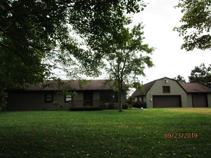 141 Sieber Road Clinton, PA 15026 - Photo 1 of 12