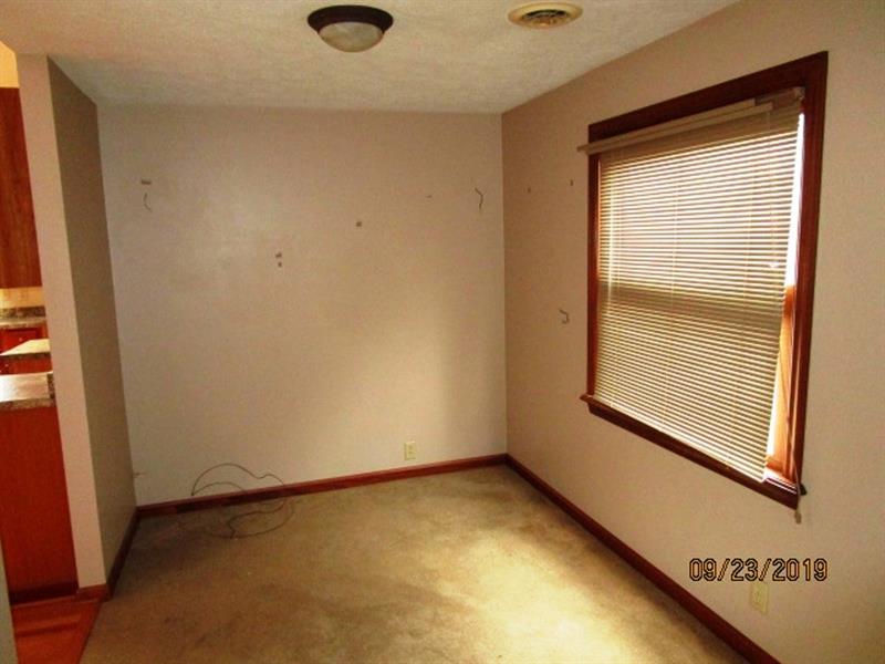 141 Sieber Road Clinton, PA 15026 - Photo 4 of 12