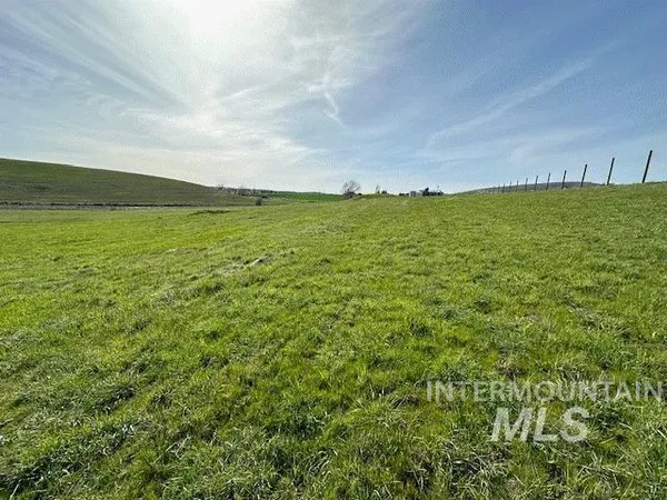 $185,000 | 0 Viola Lane, Viola, ID 83872