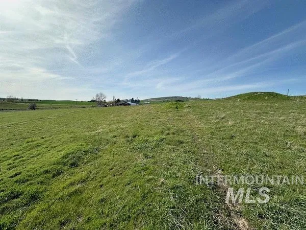 $185,000 | 0 Viola Lane, Viola, ID 83872