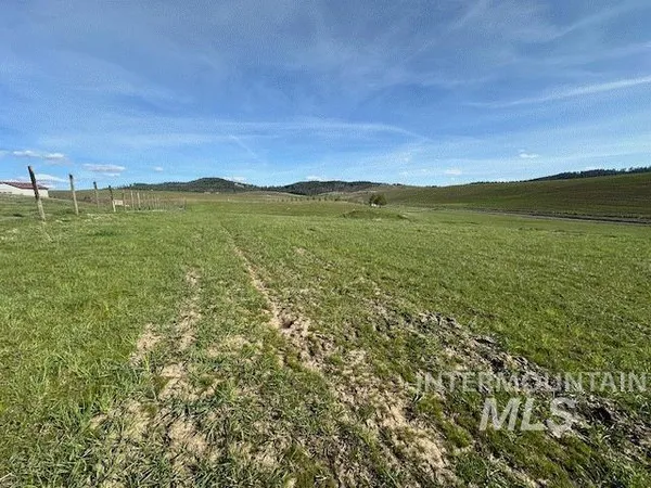 $185,000 | 0 Viola Lane, Viola, ID 83872