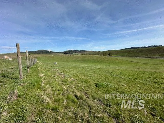 $185,000 | 0 Viola Lane, Viola, ID 83872