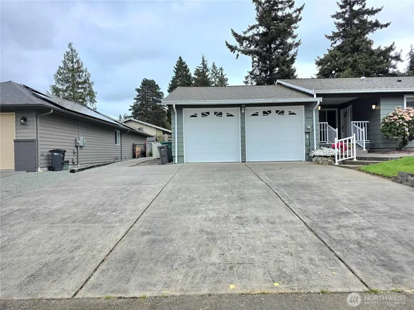 $2,850 | 296 Edinburgh Drive, Camano Island, WA 98282