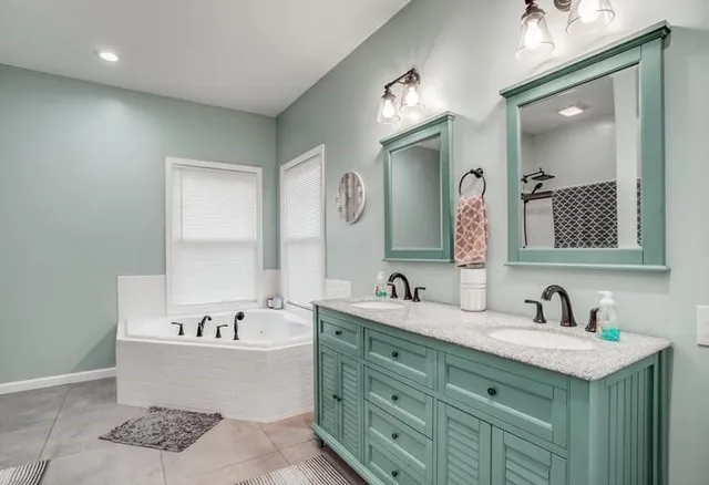 $550,000 | 4434 Missouri Drive, Ottawa, KS 66067