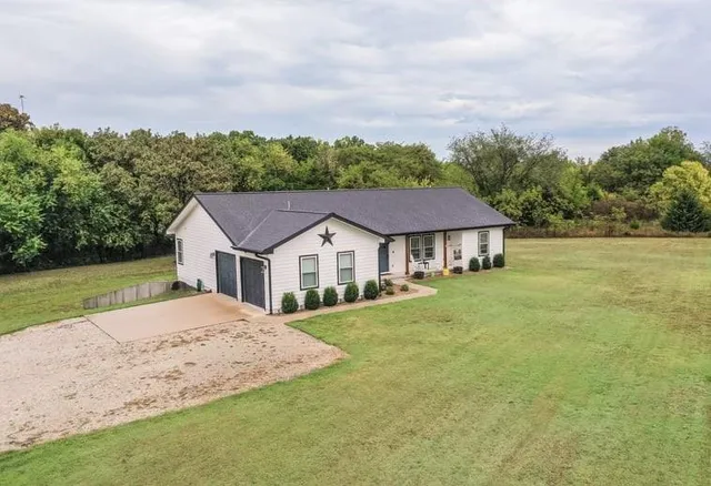 $550,000 | 4434 Missouri Drive, Ottawa, KS 66067