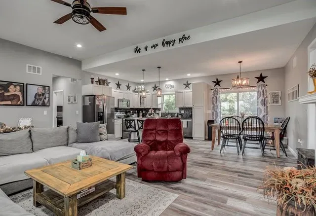 $550,000 | 4434 Missouri Drive, Ottawa, KS 66067