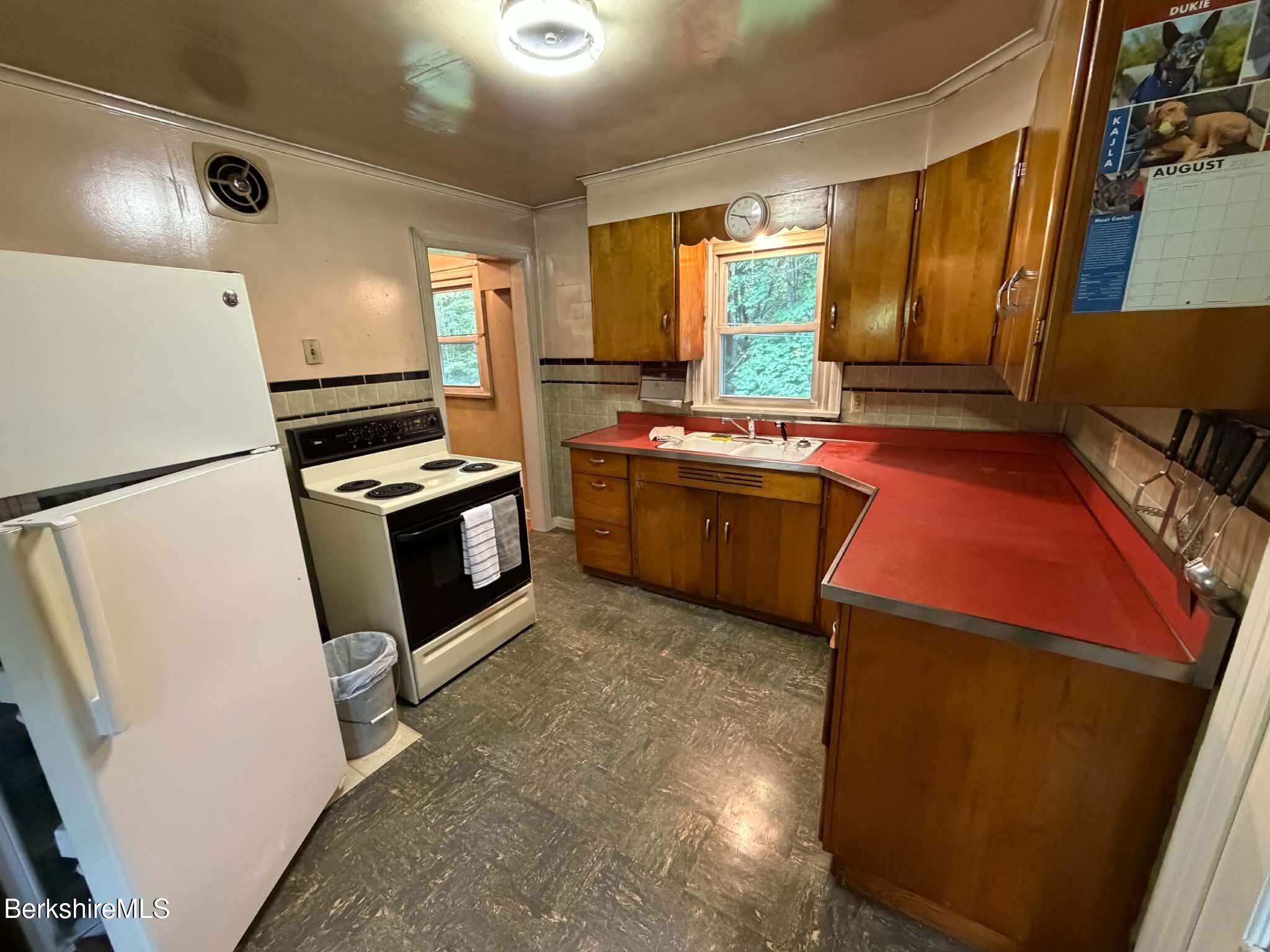 304 Chapel Road Savoy, MA 01256 - Photo 9 of 27 kitchen