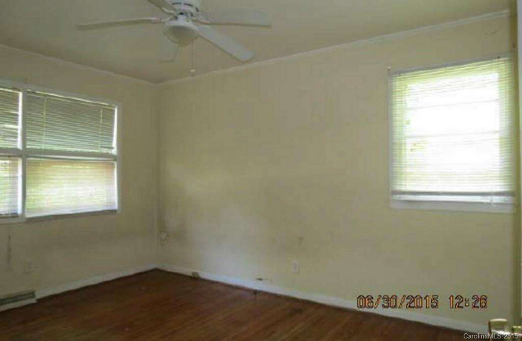 3822 Colebrook Road Charlotte, NC 28215 - Photo 6 of 6 Gallery Image 6