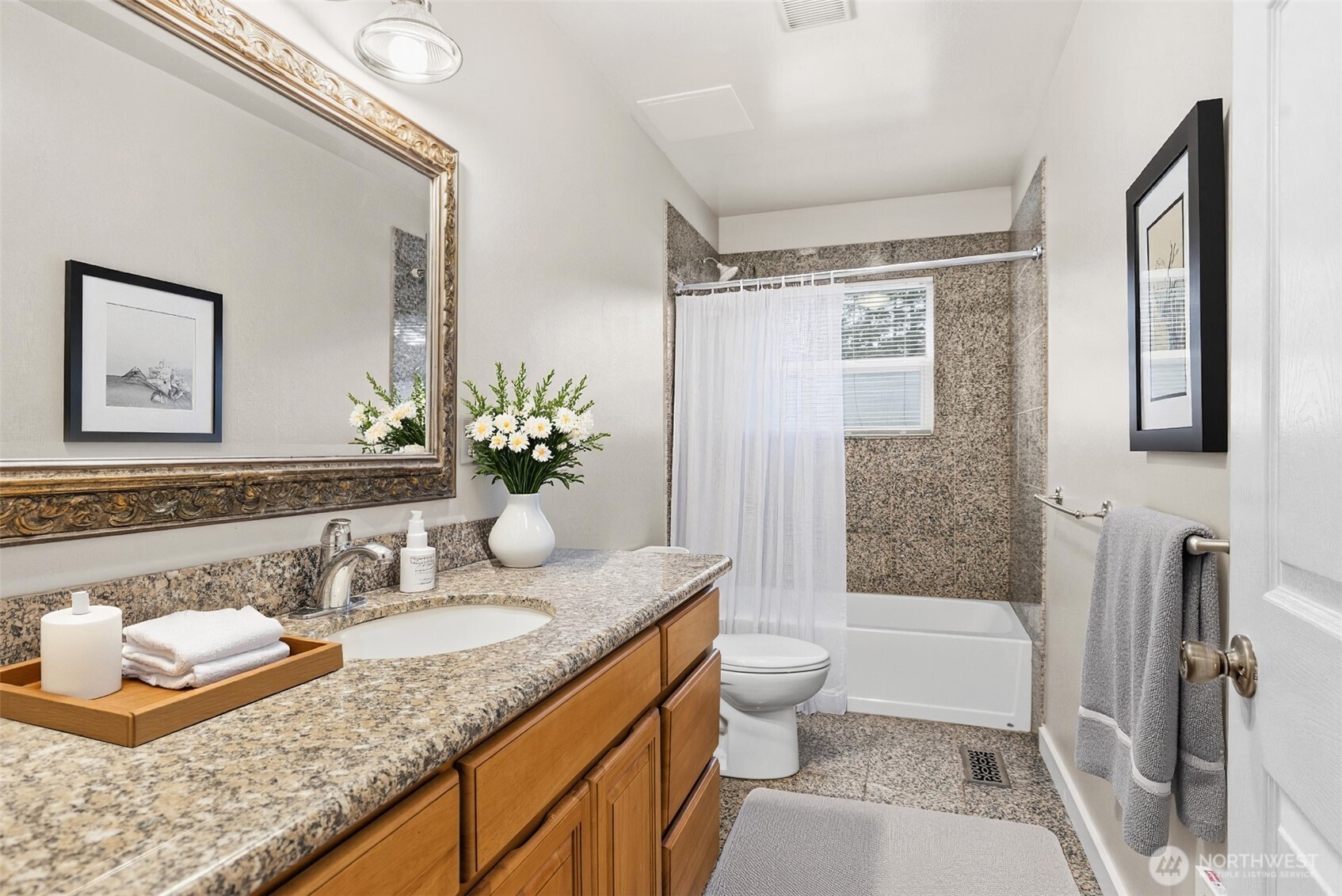 22225 Redmond-Fall City Road Northeast Redmond, WA 98053 - Photo 22 of 40