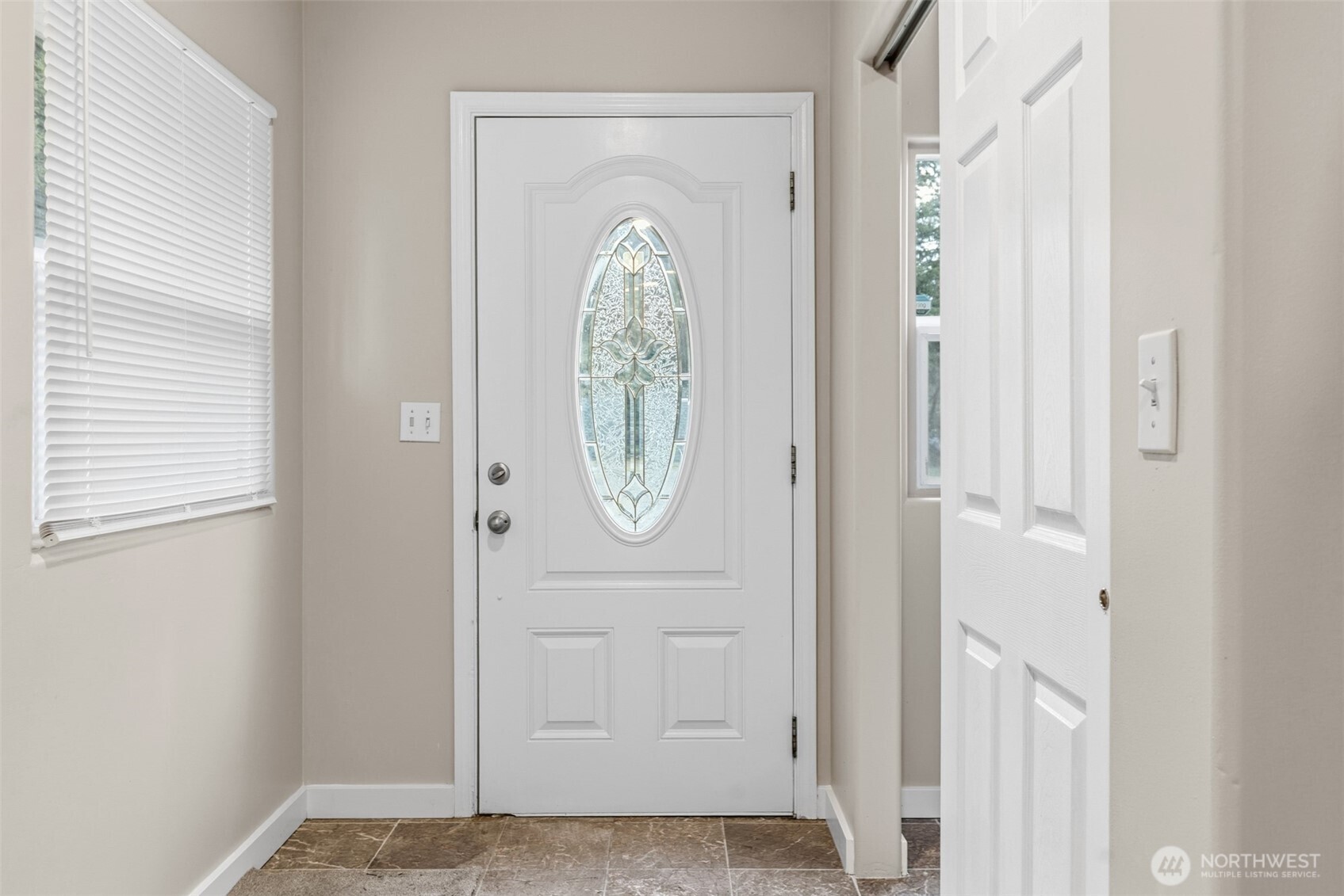 22225 Redmond-Fall City Road Northeast Redmond, WA 98053 - Photo 3 of 40