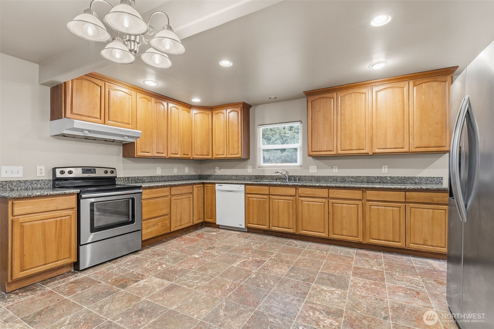 22225 Redmond-Fall City Road Northeast Redmond, WA 98053 - Photo 5 of 40