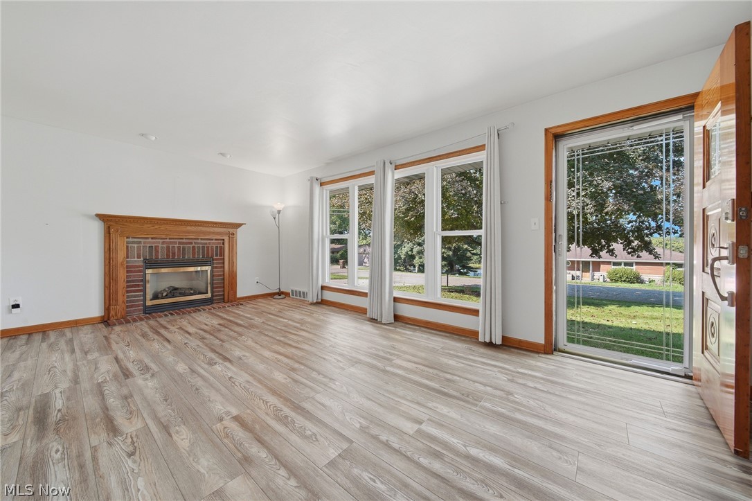 1724 Spring Valley Avenue Northwest Canton, OH 44708 - Photo 3 of 44 Gallery Image 3