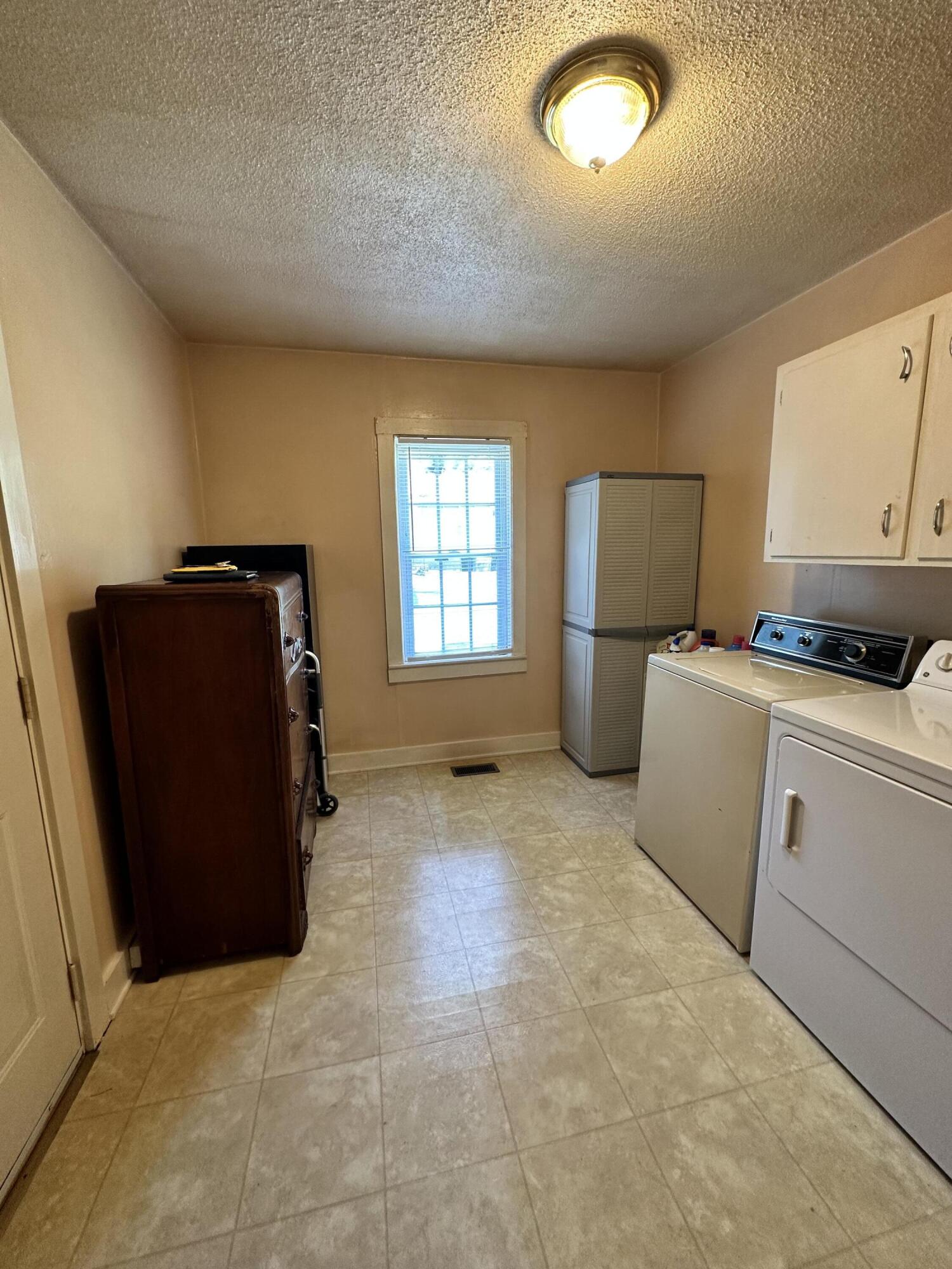 1741 Granby Road Kingsport, TN 37660 - Photo 25 of 36 IMG_2436