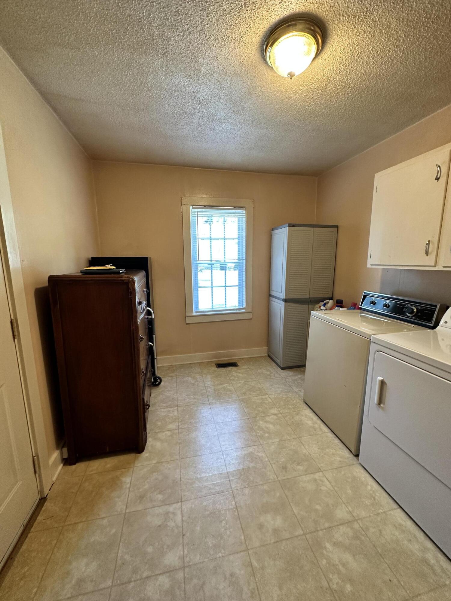 1741 Granby Road Kingsport, TN 37660 - Photo 26 of 36 IMG_2435