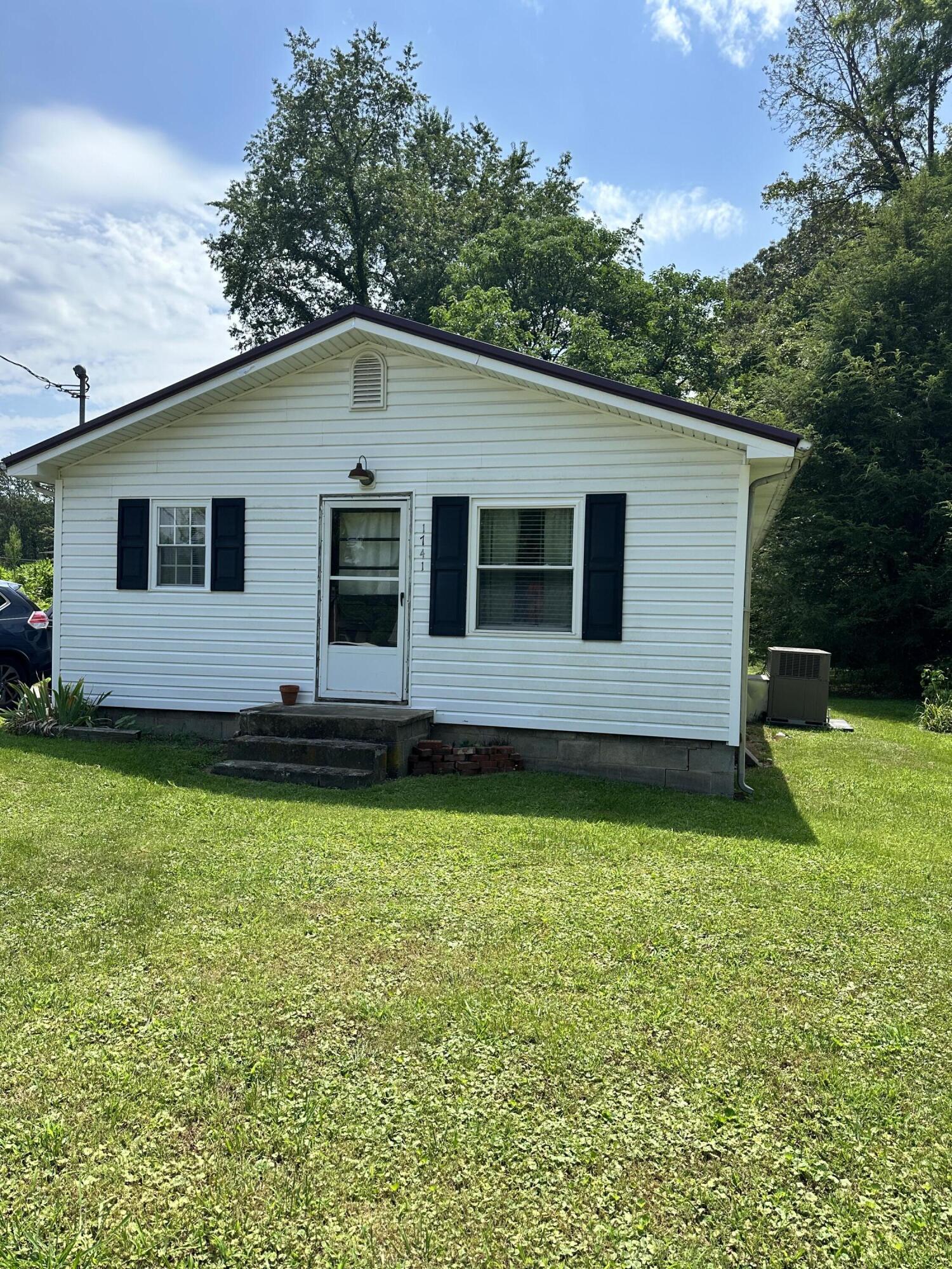 1741 Granby Road Kingsport, TN 37660 - Photo 6 of 36 IMG_2455