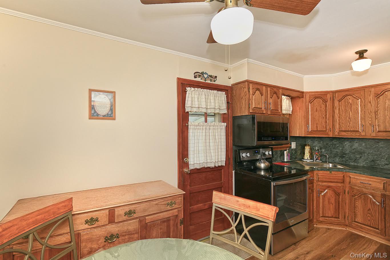 3551 Condor Road Levittown, NY 11756 - Photo 7 of 16