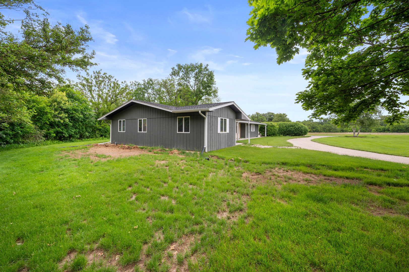 1931 North 36th Road Ottawa, IL 61350 - Photo 8 of 32 a front view of a house with garden