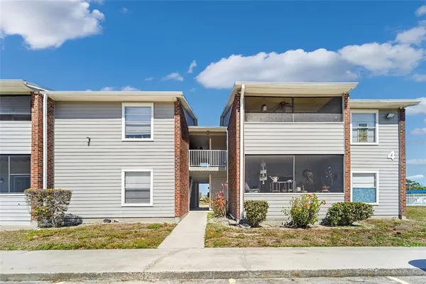 $1,825 | 1400 Gandy Boulevard North, Unit 411, St. Petersburg, FL 33702