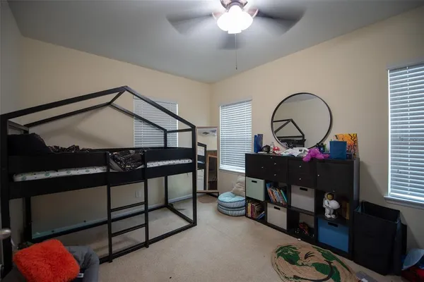 $375,000 | 880 Taramundi Drive, Oviedo, FL 32765