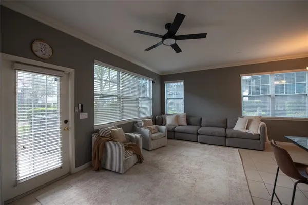 $375,000 | 880 Taramundi Drive, Oviedo, FL 32765