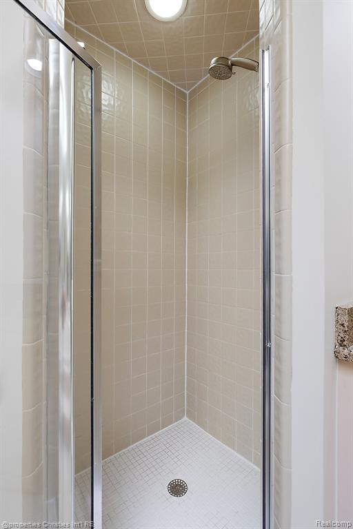 817 Stag Ridge Road Rochester Hills, MI 48309 - Photo 46 of 80