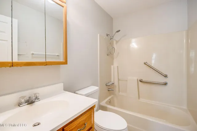 $1,750 | 4802 Bel Meade Circle, Pascagoula, MS 39581