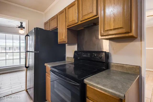 $1,750 | 4802 Bel Meade Circle, Pascagoula, MS 39581