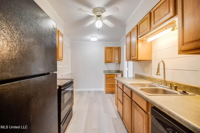 $1,750 | 4802 Bel Meade Circle, Pascagoula, MS 39581