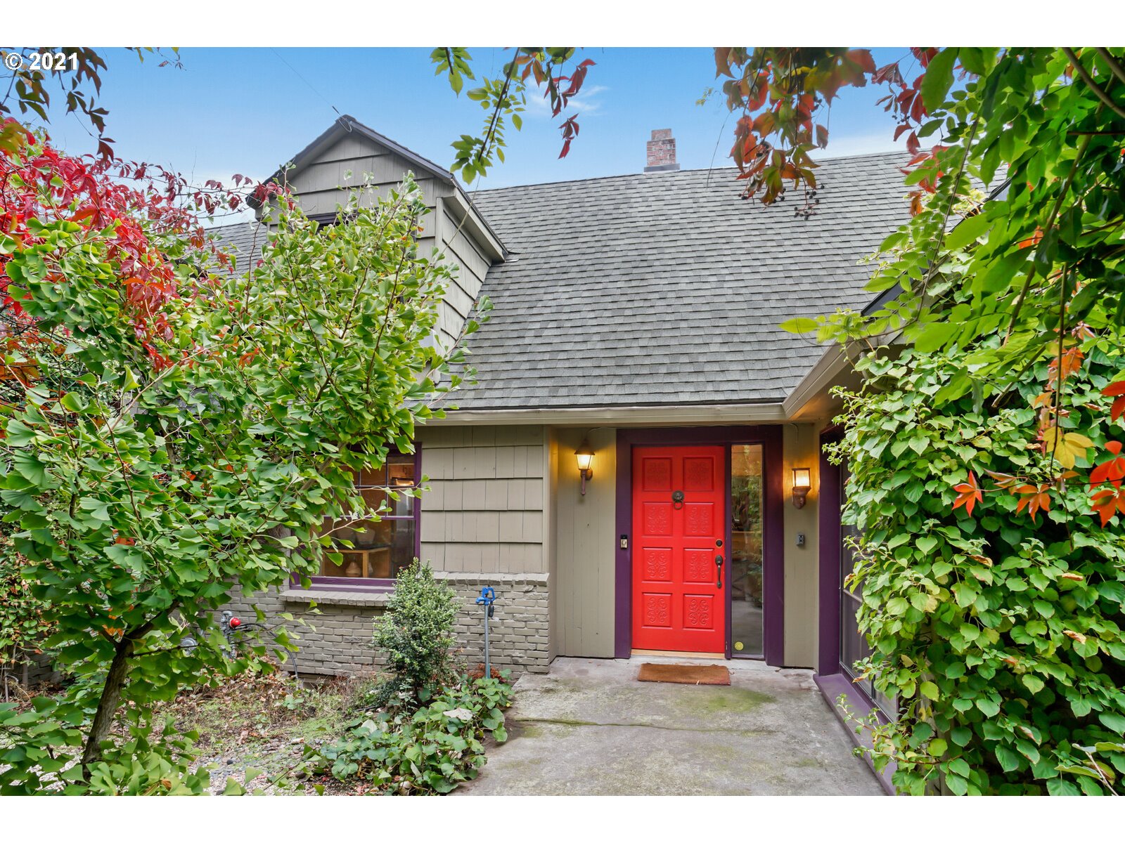 3748 Southwest Patton Road Portland, OR 97221 - Photo 3 of 32 an aerial view of a house