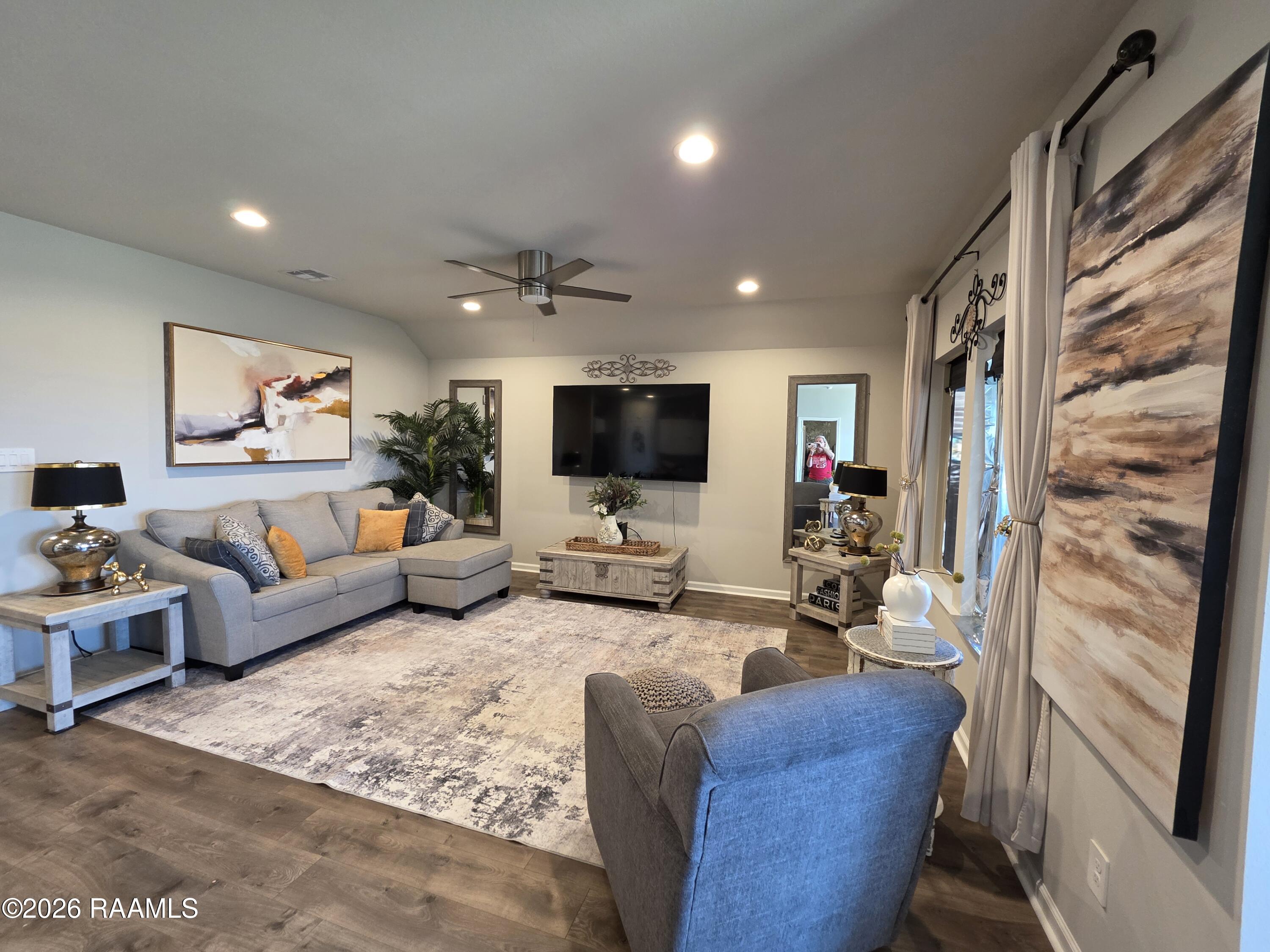 4056 Starling Place Jennings, LA 70546 - Photo 5 of 19 Living Room
